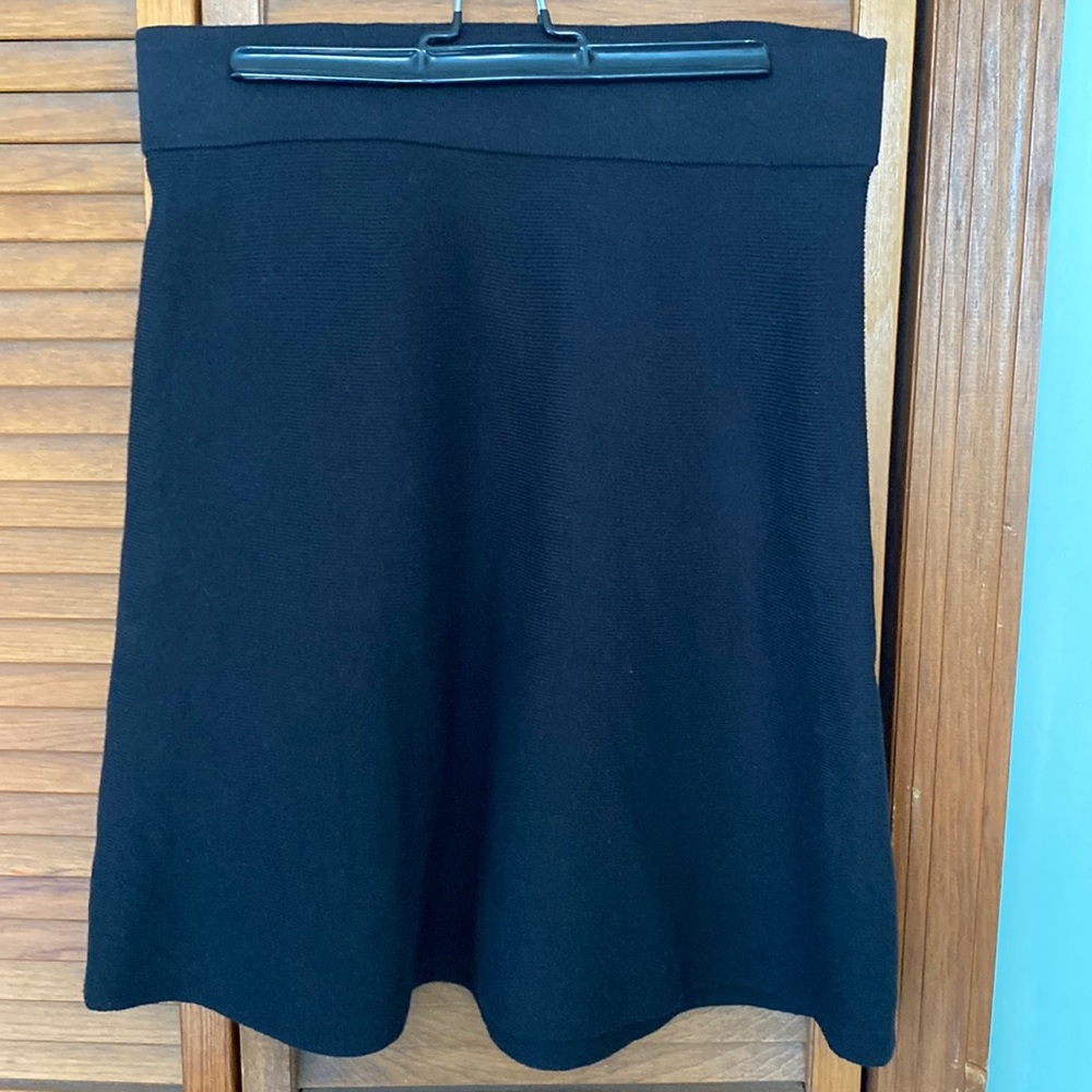 Loft Black stretchy waist. 20" length size XS.